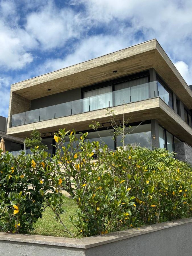 Casa de esquina com 4 suítes à venda, 380 m² - Prado - Gravataí/RS — foto 2