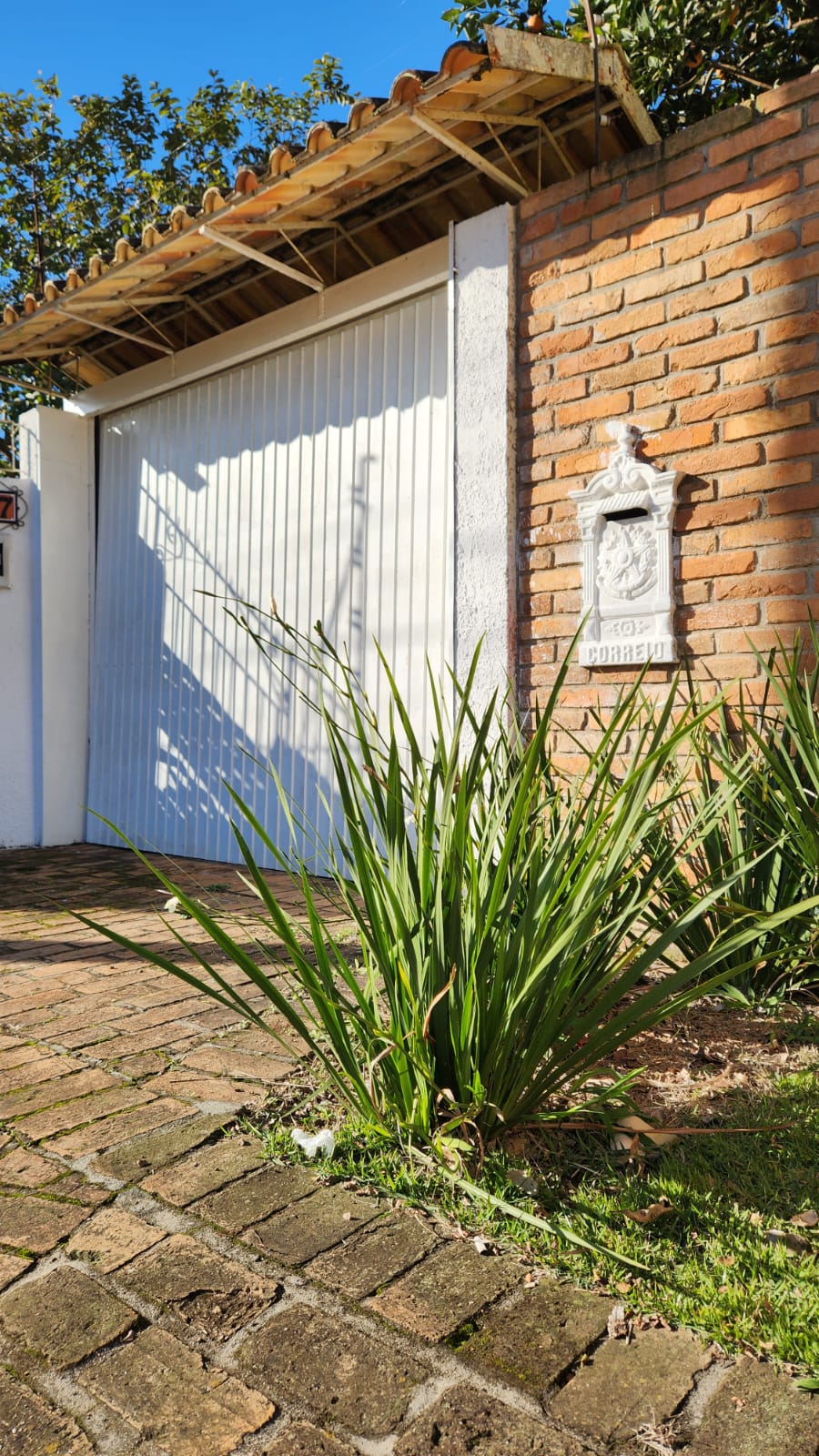 Casa com espaço para receber eventos - 3 dormitórios — Dom Feliciano