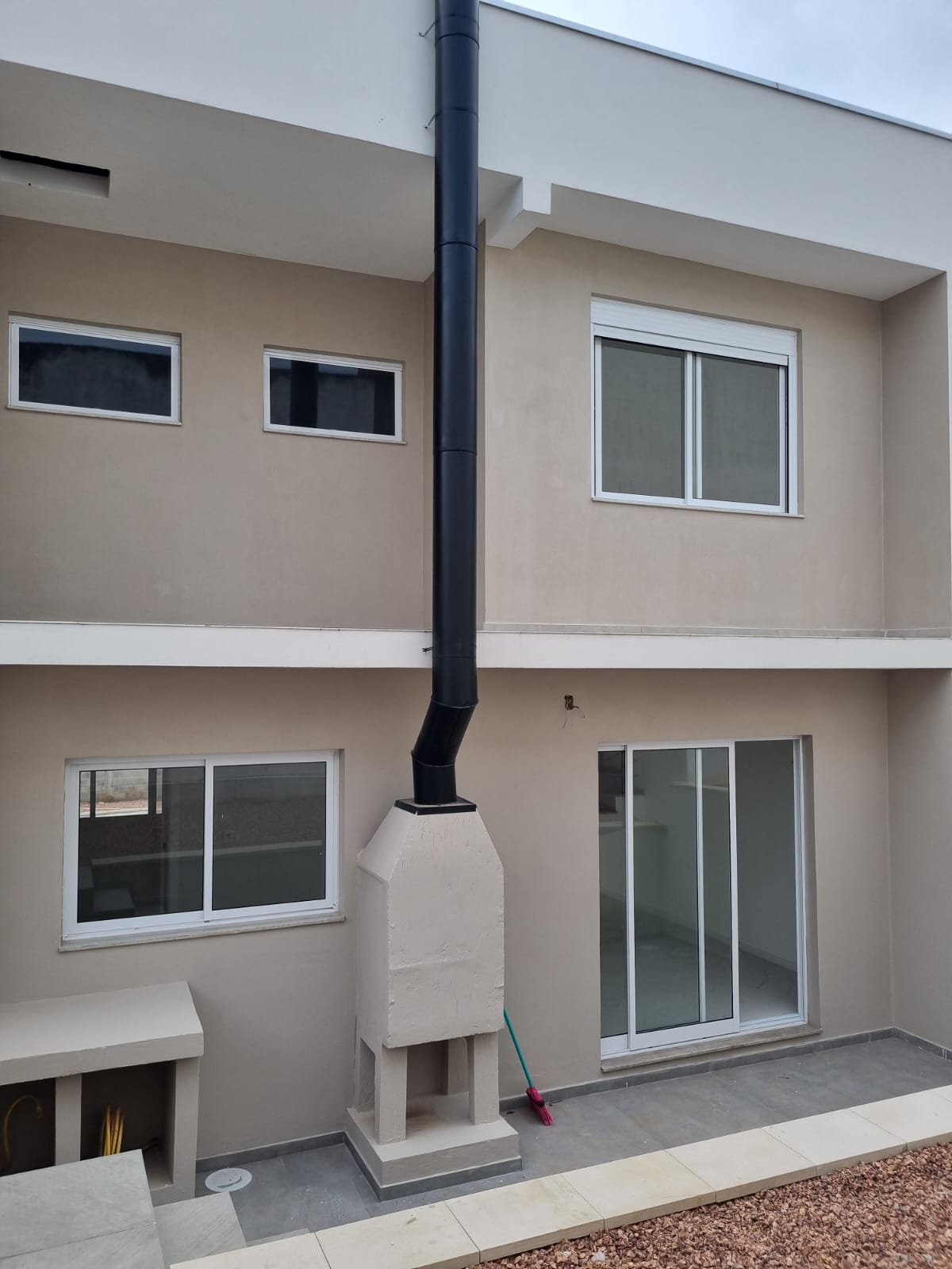 Casa 3 dormitórios · 126 m² — foto 3