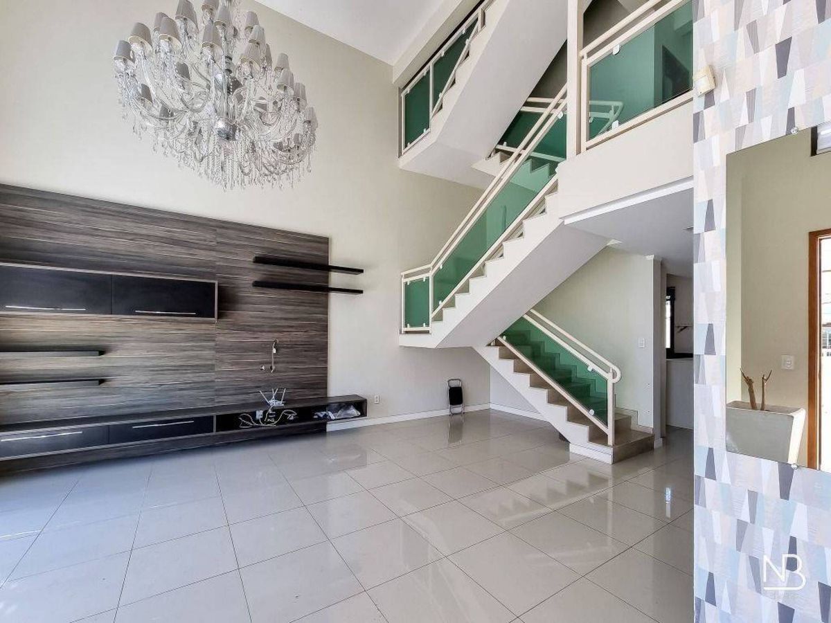 Casa com 3 dormitórios, 335 m² — foto 12