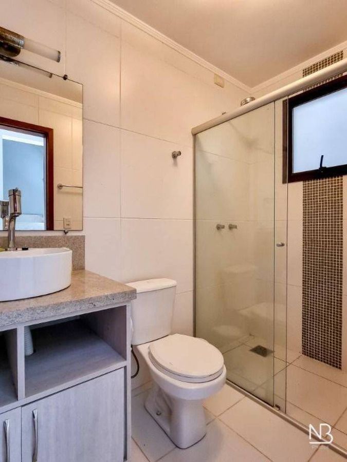 Casa com 3 dormitórios, 335 m² — foto 21