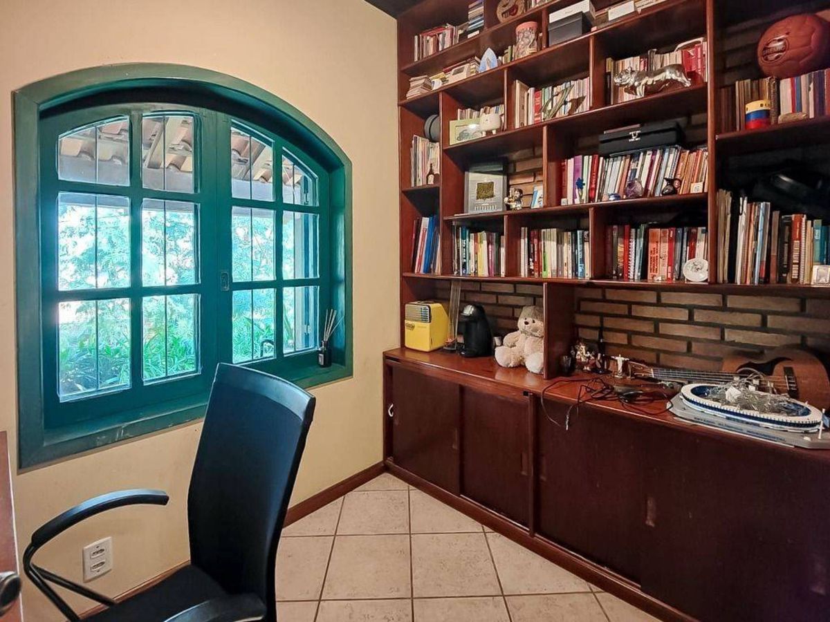 Casa com 4 dormitórios à venda, 200 m² — foto 6