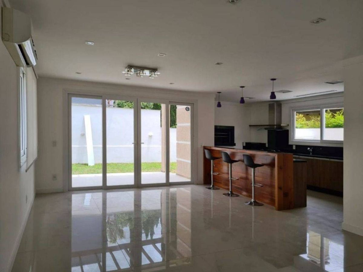 Casa 3 suítes · 255 m² — foto 9
