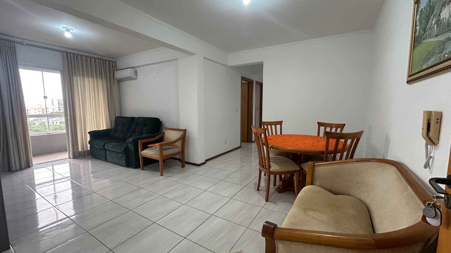 Apartamento 2 dormitórios · 80 m²