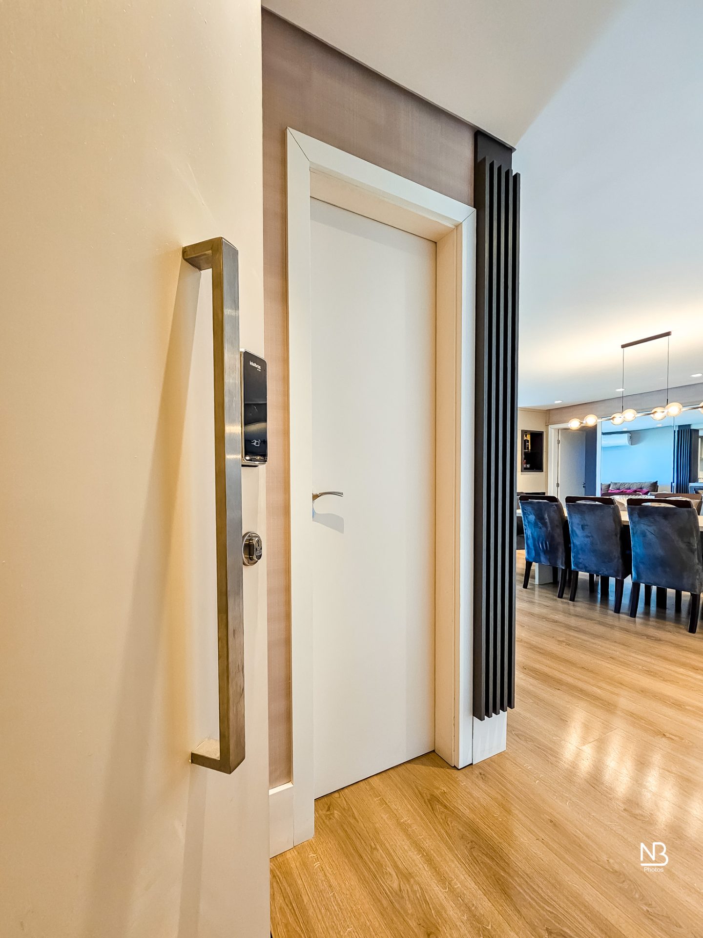 Apartamento mobiliado · 3 suítes · 143 m² — foto 2
