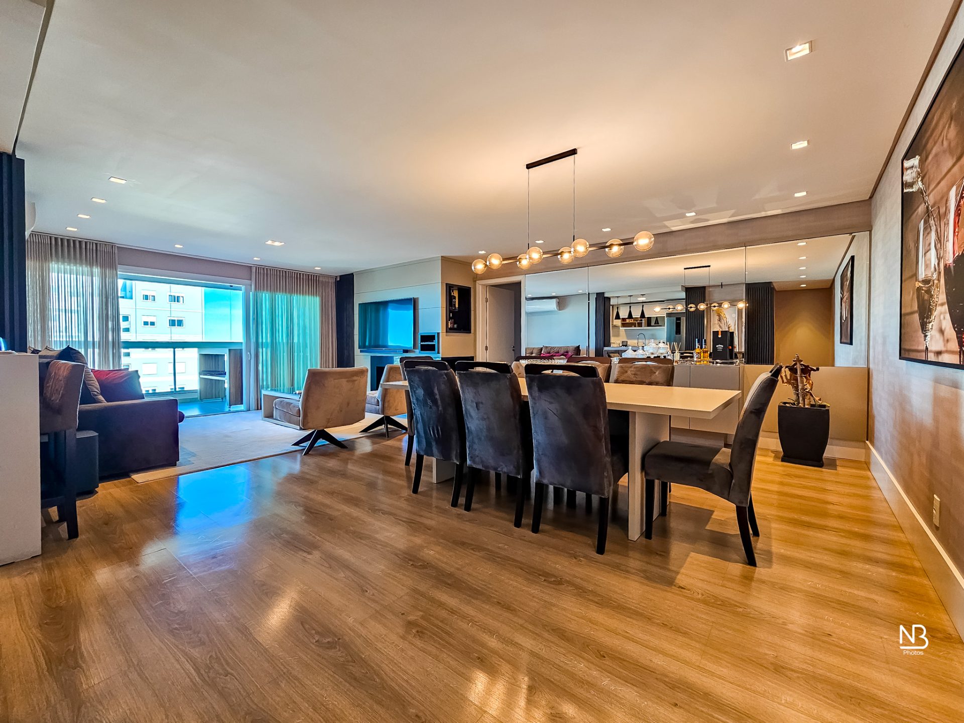 Apartamento mobiliado · 3 suítes · 143 m² — foto 4
