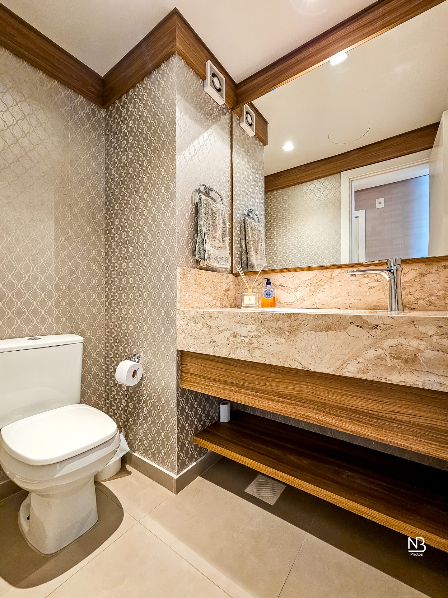 Apartamento mobiliado · 3 suítes · 143 m² — foto 23
