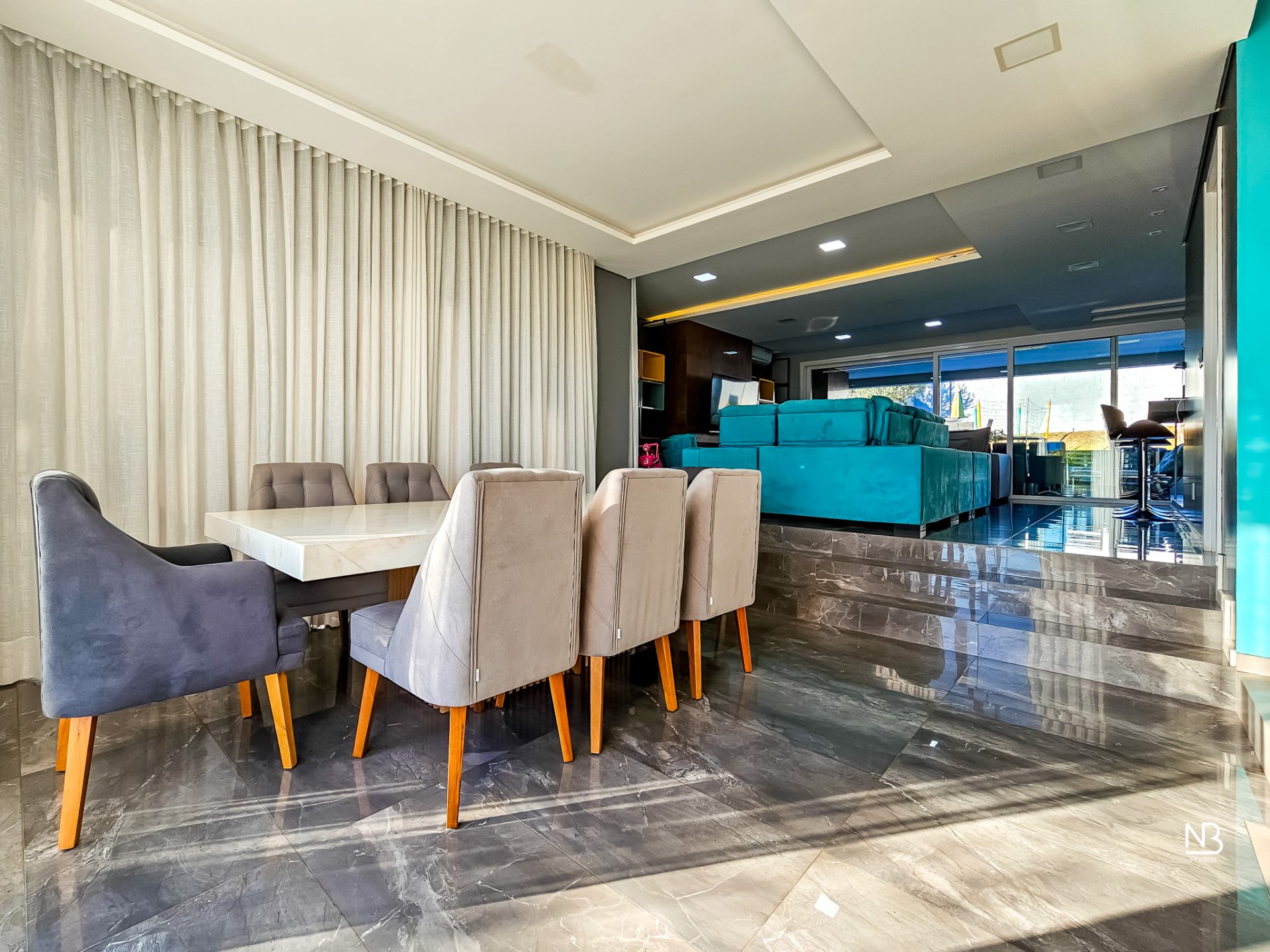 Casa 3 dormitórios · 300 m² — foto 10