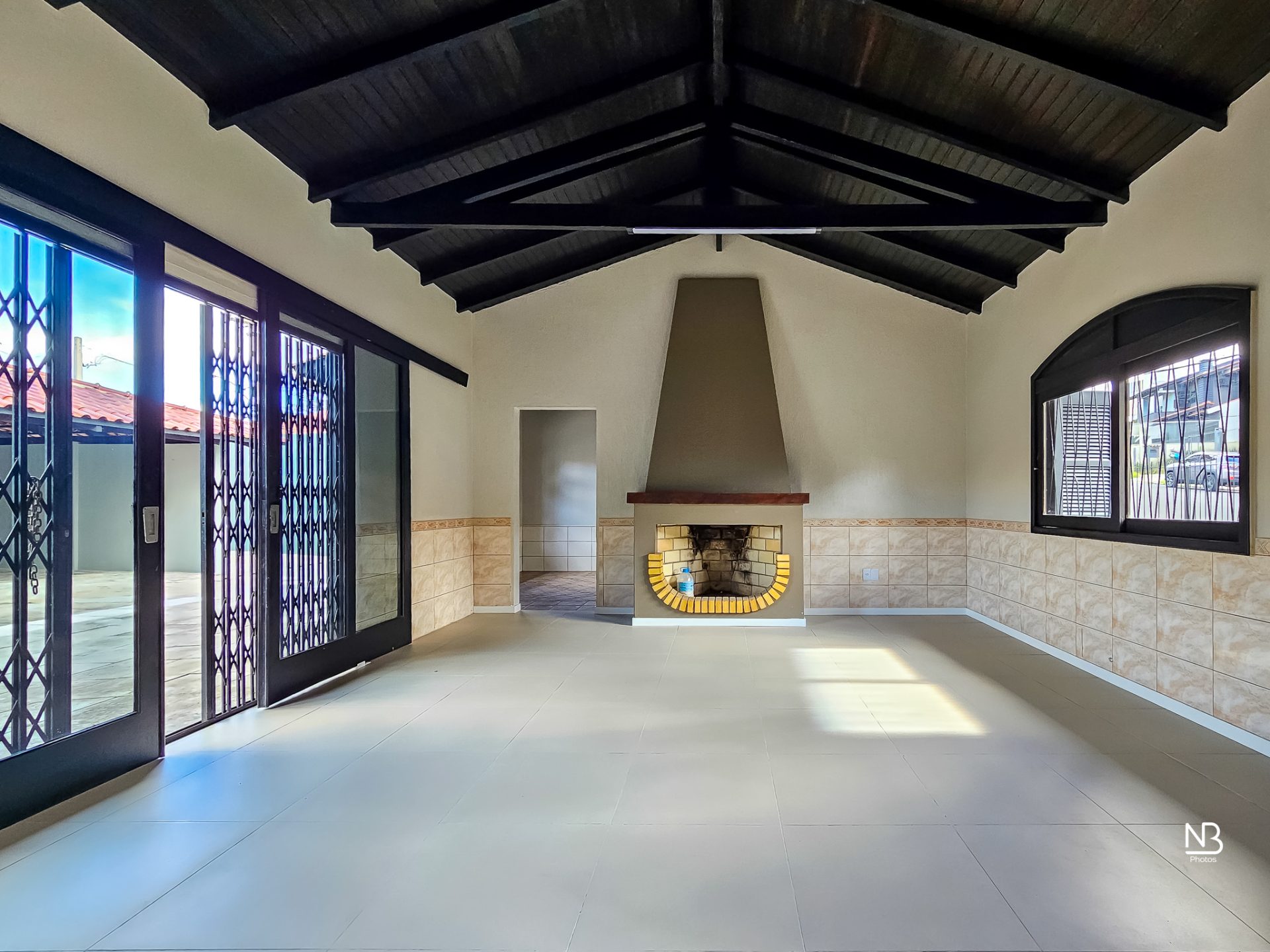 Casa 3 dormitórios · 218 m² · 6 vagas — foto 5