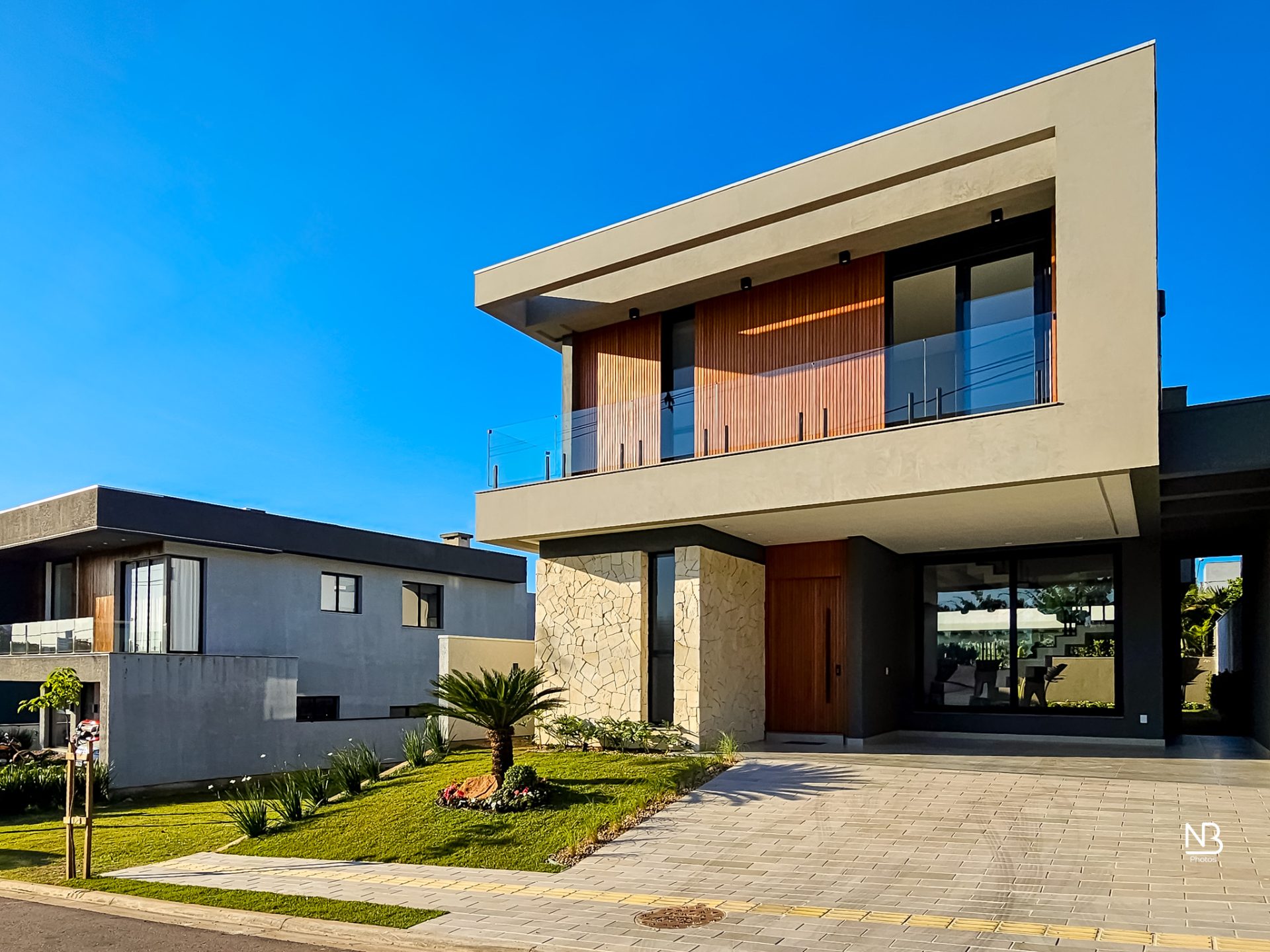 Casa 3 suítes · 232 m² · 4 vagas