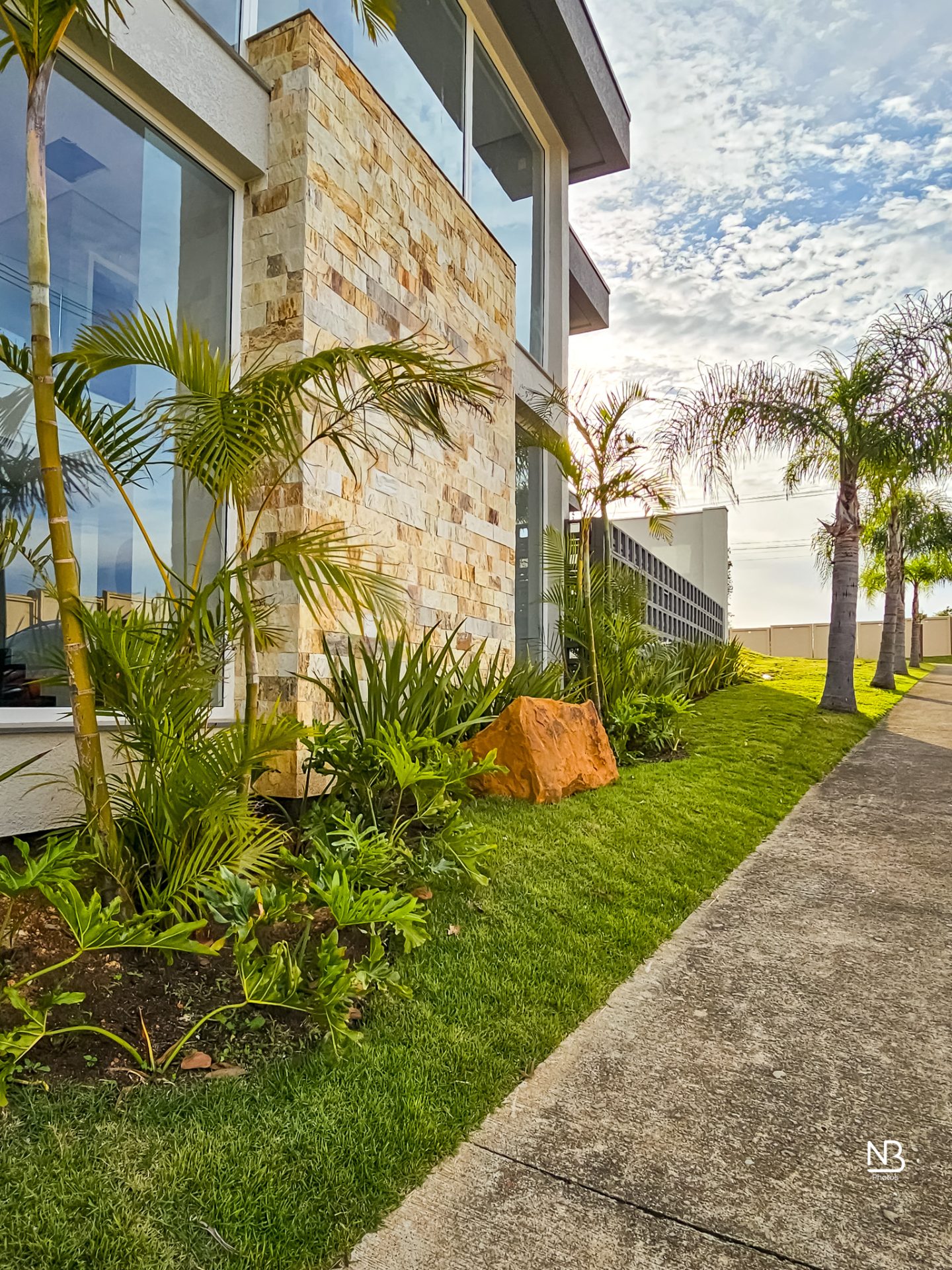 Casa 3 suítes · 218 m² — foto 2