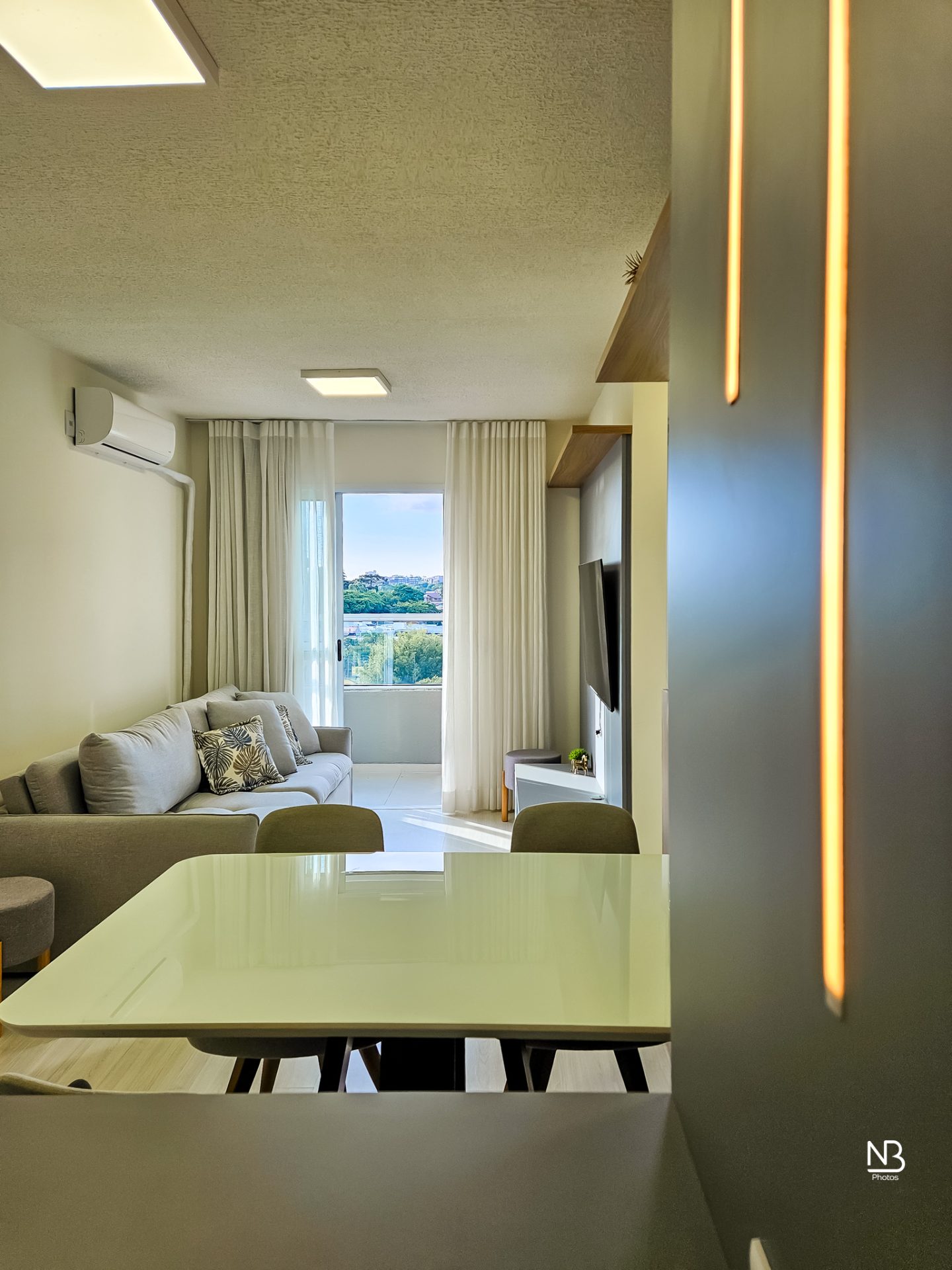 Apartamento MOBILIADO · 2 dormitórios · 60 m²