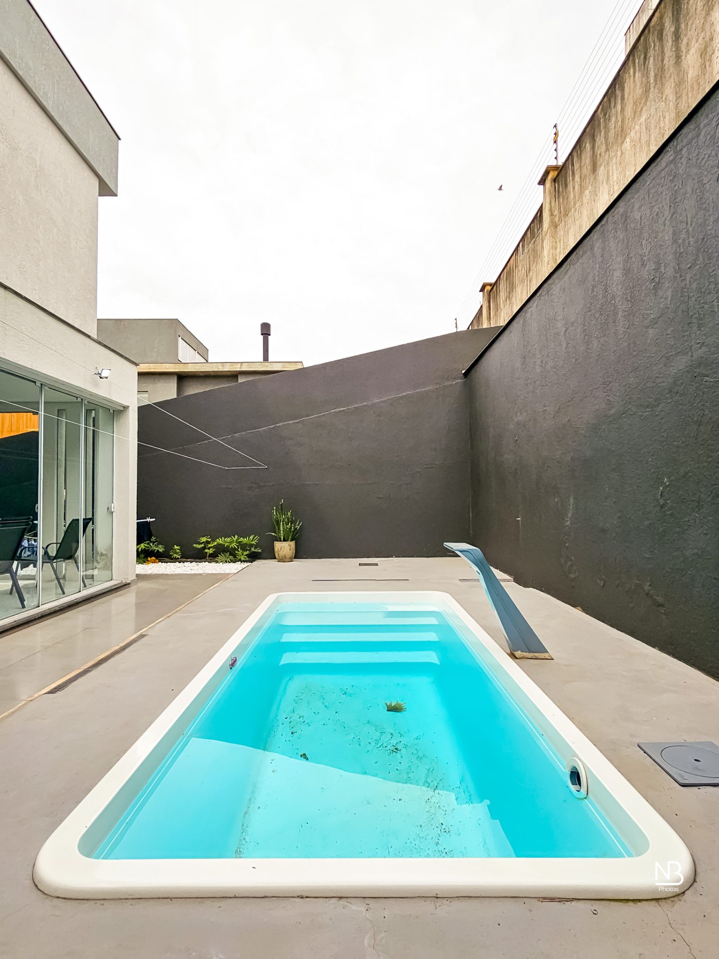 Casa MOBILIADA · 3 suítes · 323 m² · c/Piscina — foto 16