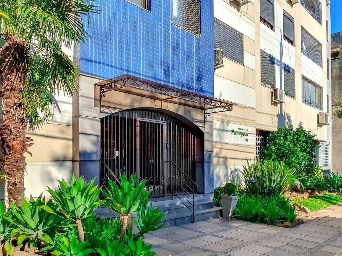 Apartamento MOBILIADO 2 dormitórios, sendo 01 suíte · 94 m²