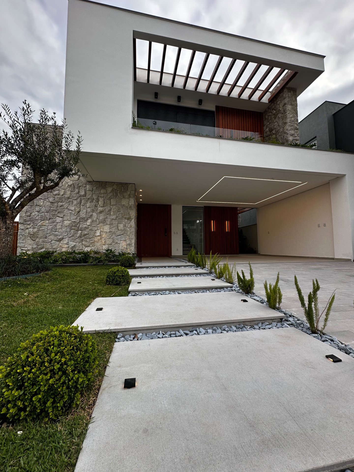 Casa 3 suítes · 250 m² · 4 vagas — foto 6