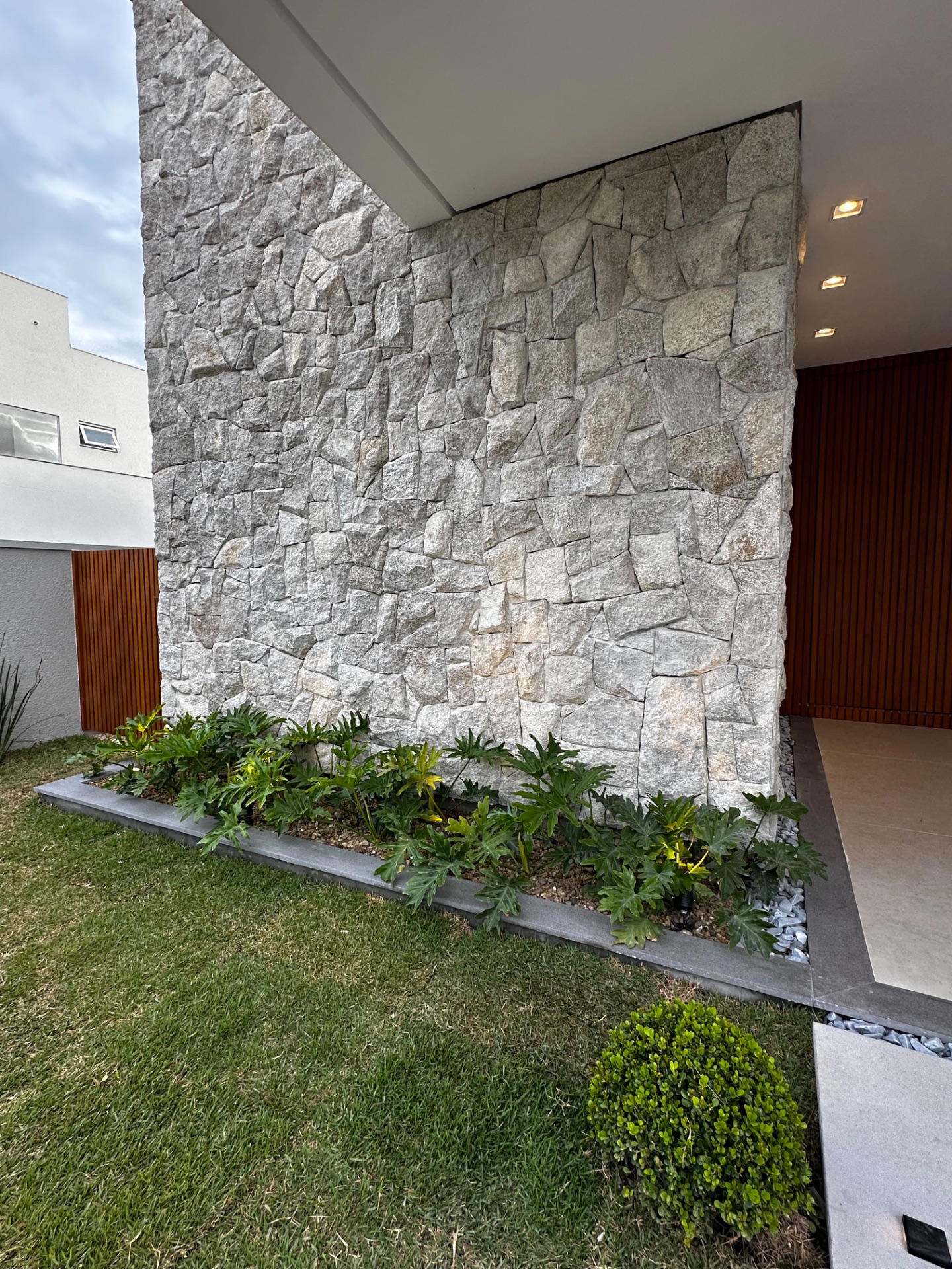 Casa 3 suítes · 250 m² · 4 vagas — foto 7