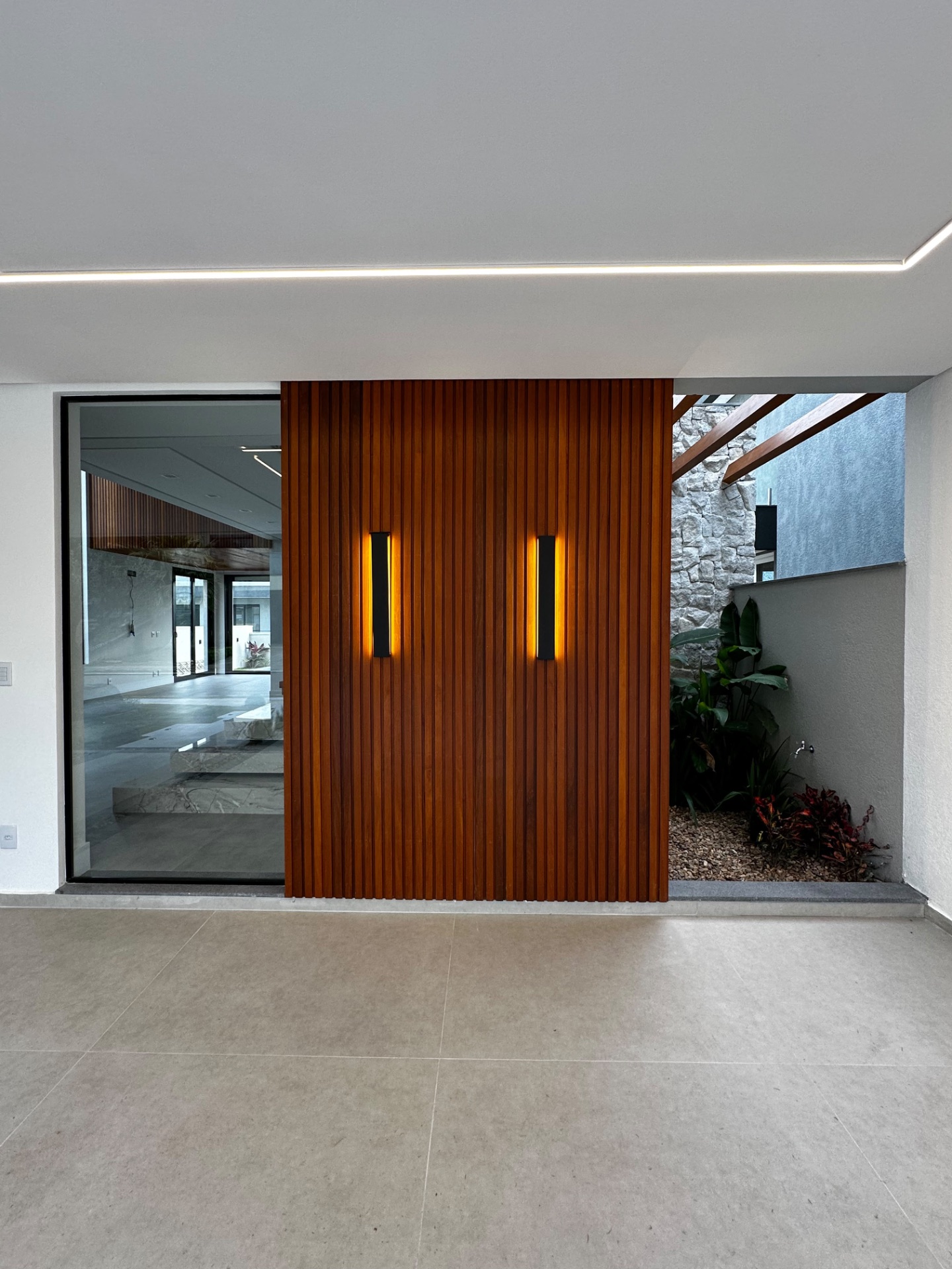 Casa 3 suítes · 250 m² · 4 vagas — foto 3