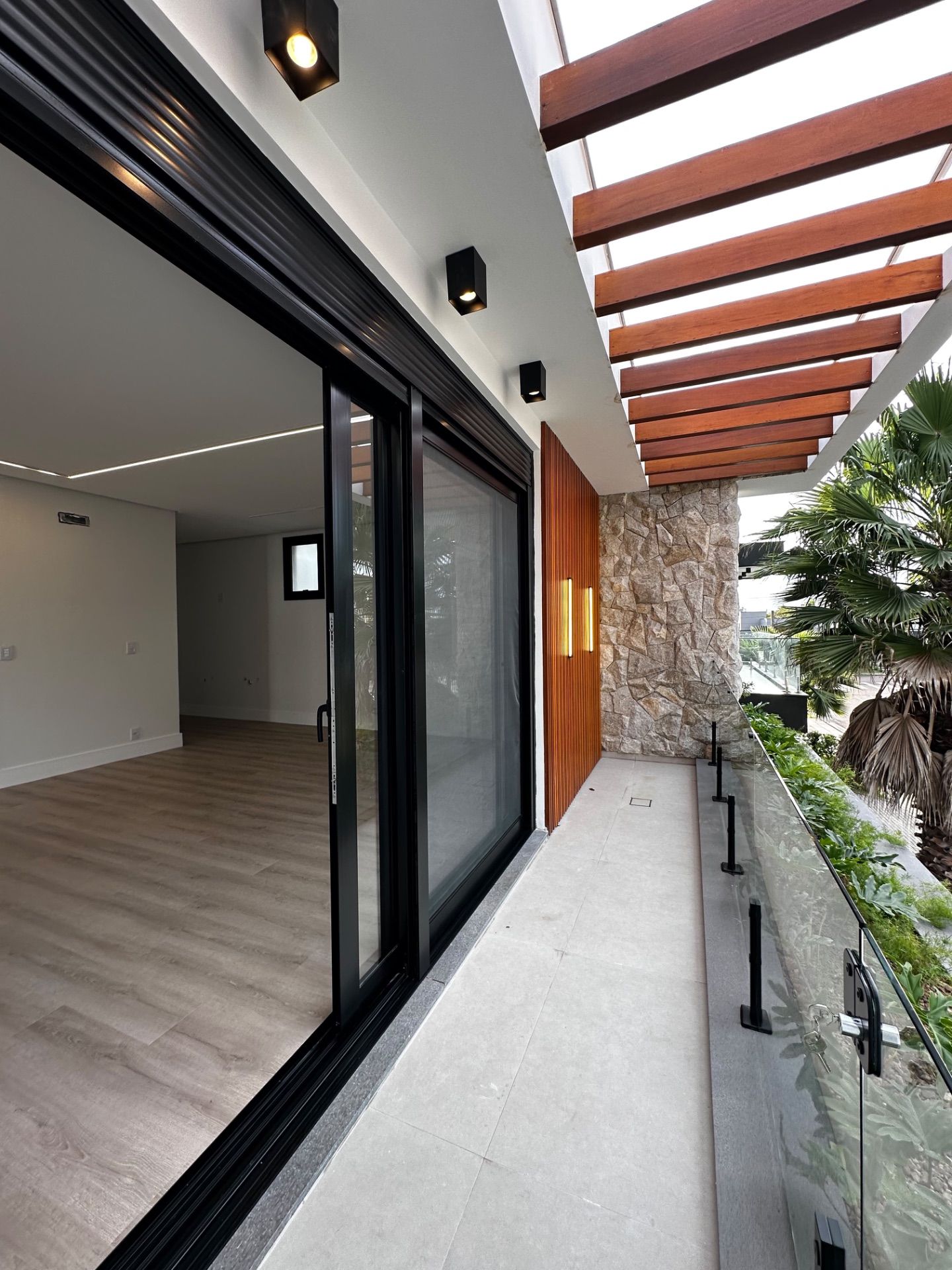 Casa 3 suítes · 250 m² · 4 vagas — foto 8