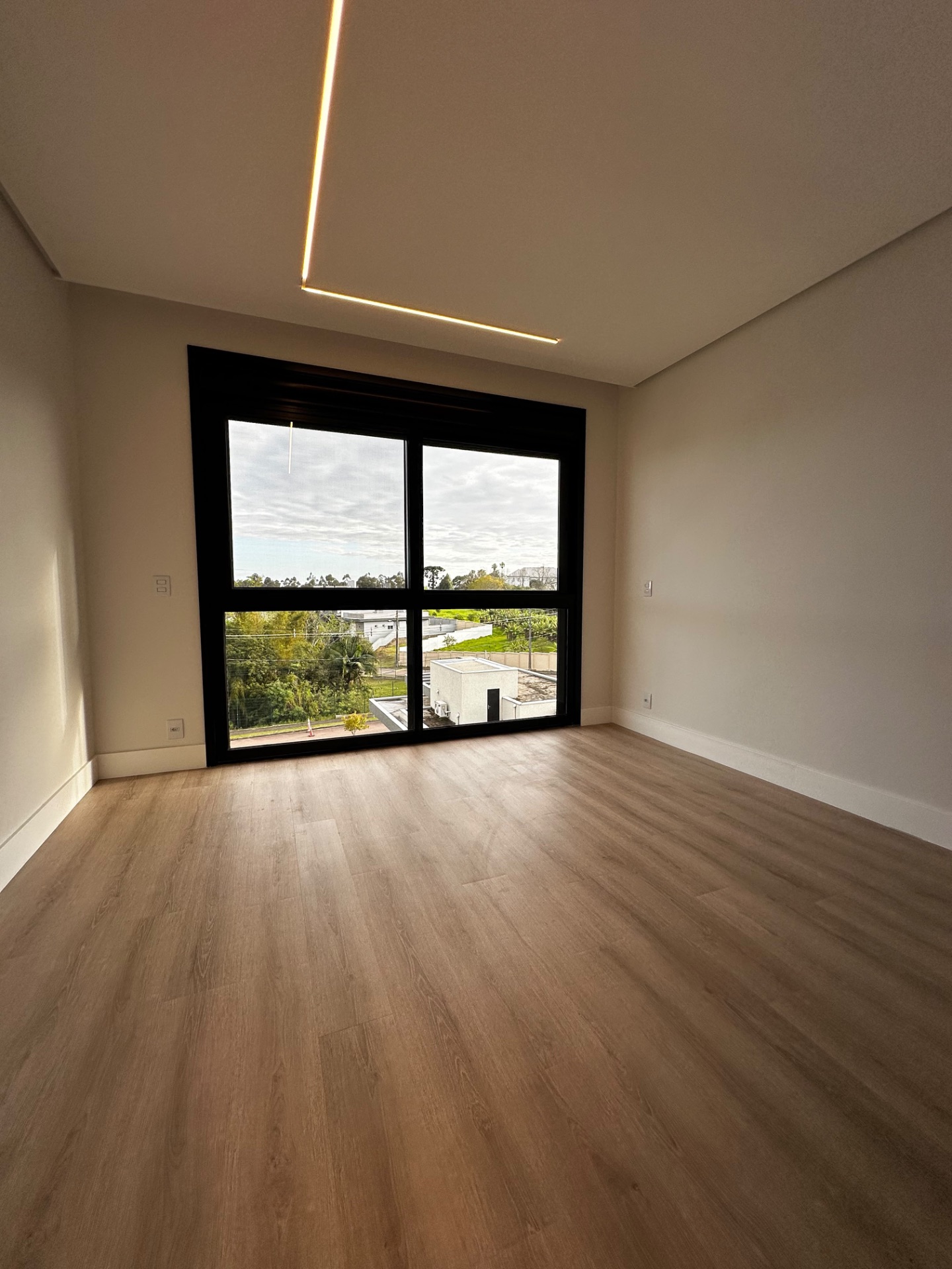 Casa 3 suítes · 250 m² · 4 vagas — foto 20