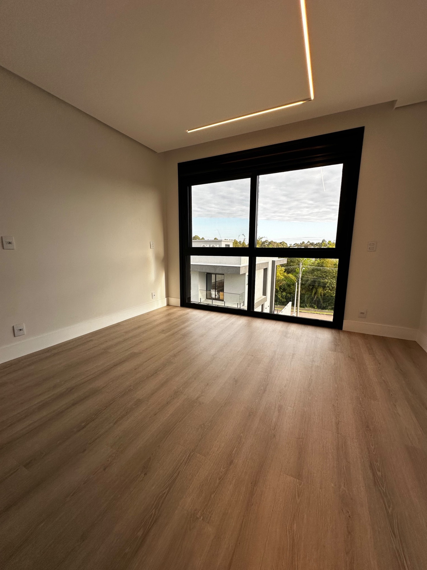 Casa 3 suítes · 250 m² · 4 vagas — foto 19