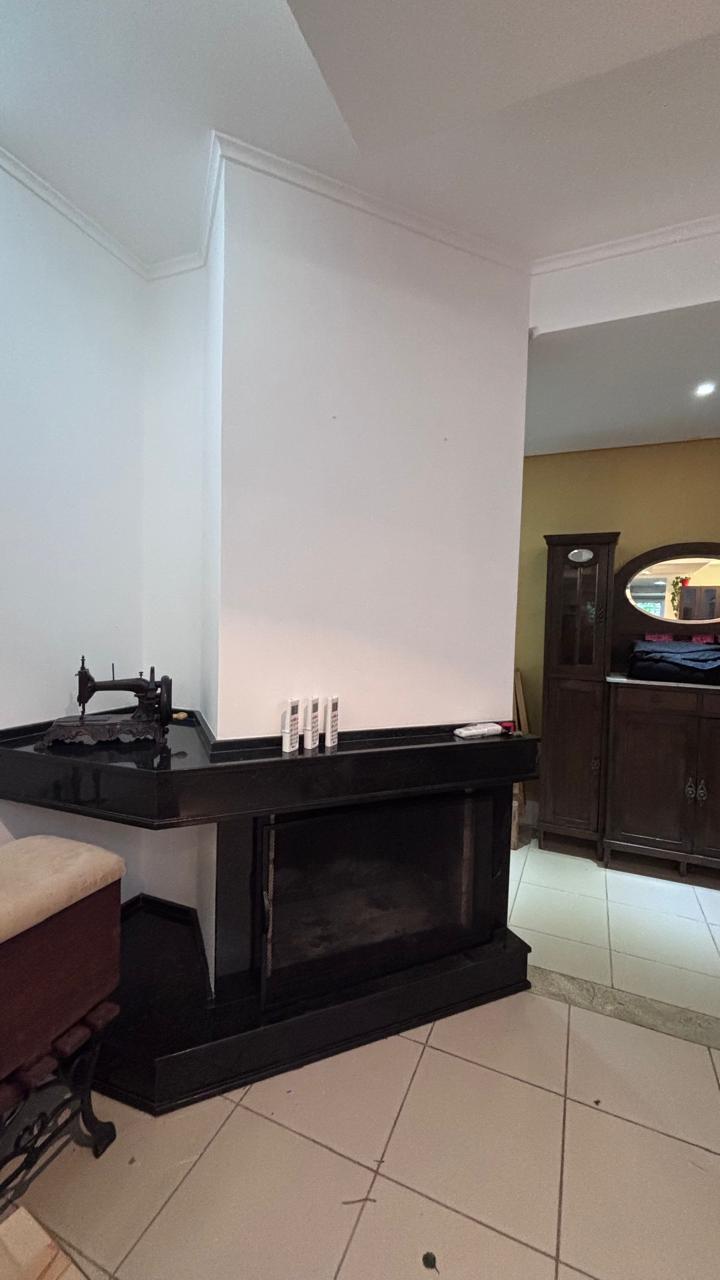 Casa 3 dormitórios · 196 m² — foto 9