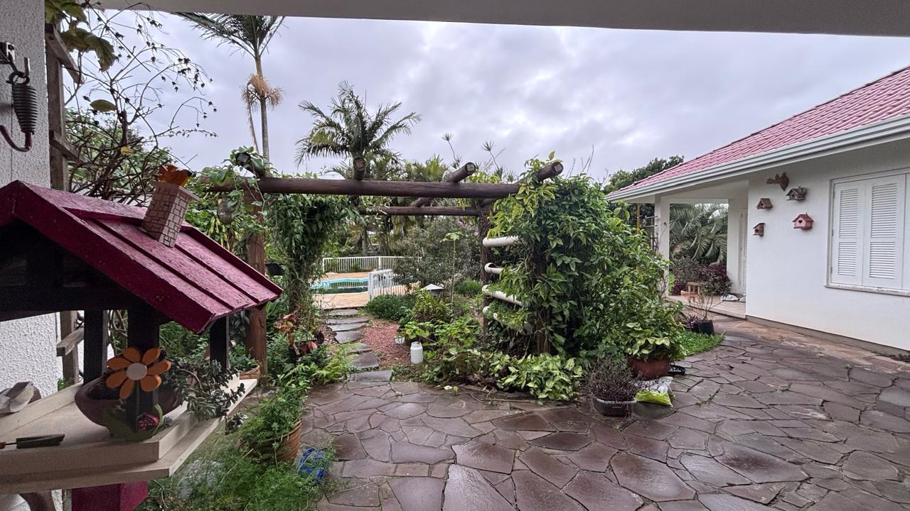 Casa 3 dormitórios · 196 m² — foto 12