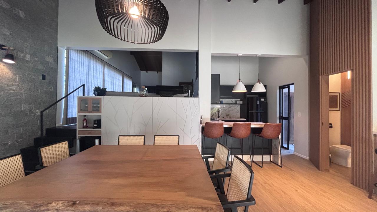 Casa 3 dormitórios · 202 m² — foto 13