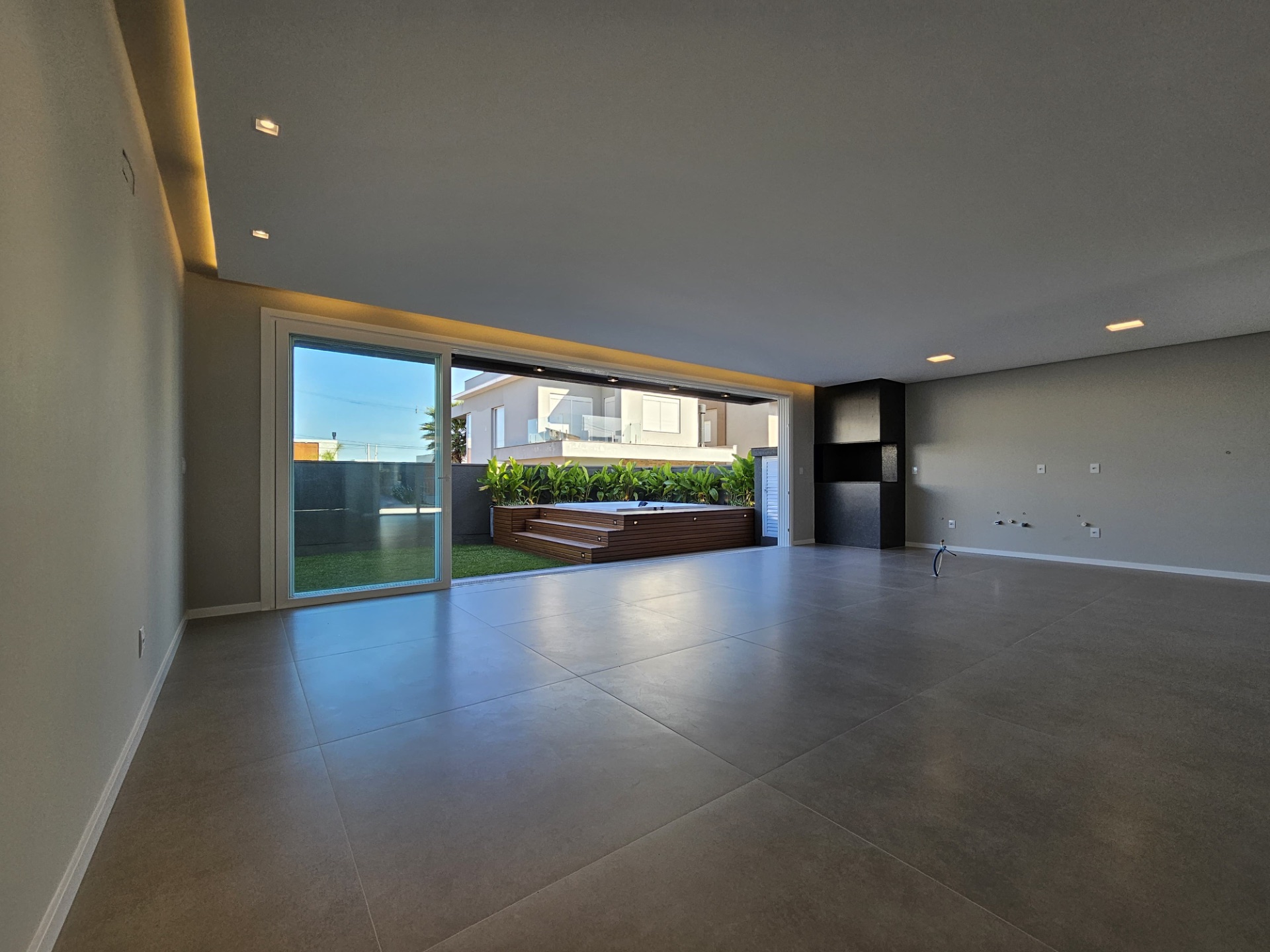 Casa 3 suítes · 253 m² — foto 3