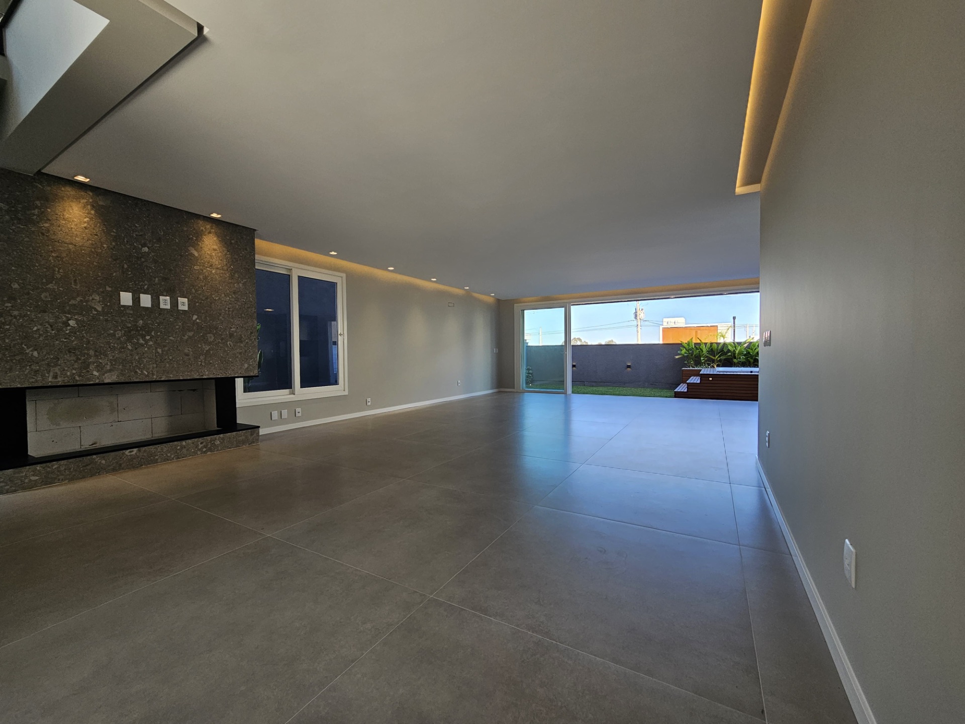Casa 3 suítes · 253 m² — foto 2