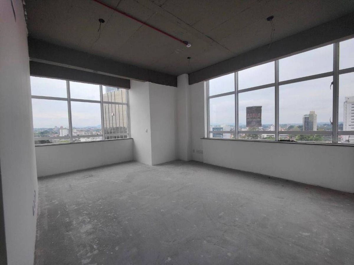 Sala à Venda, 38 M² - Centro - Gravataí/Rs
