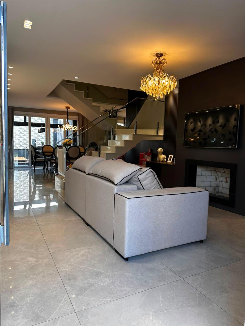 Casa mobiliada · 3 suítes · 212 m² — foto 6