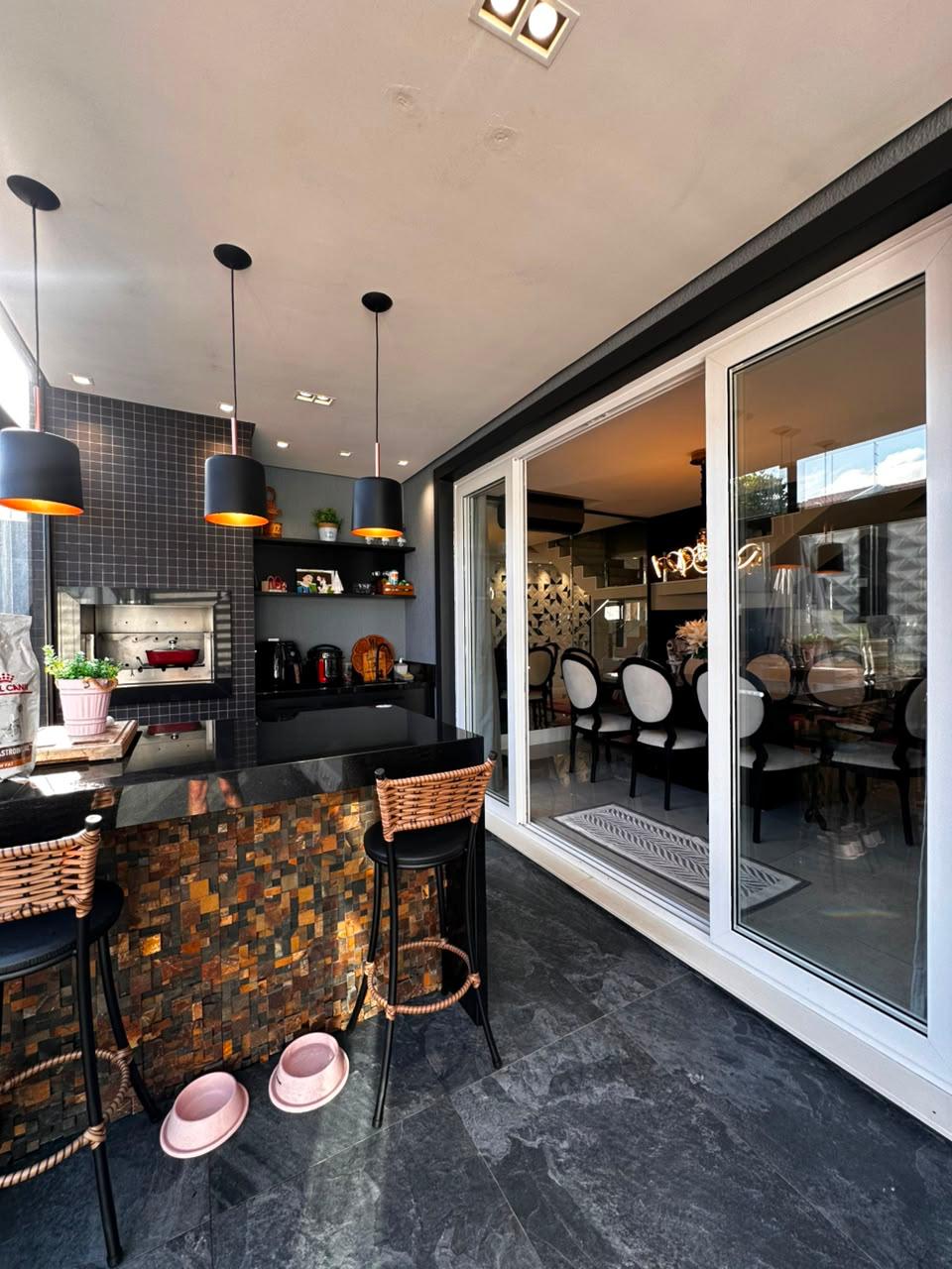 Casa mobiliada · 3 suítes · 212 m² — foto 17