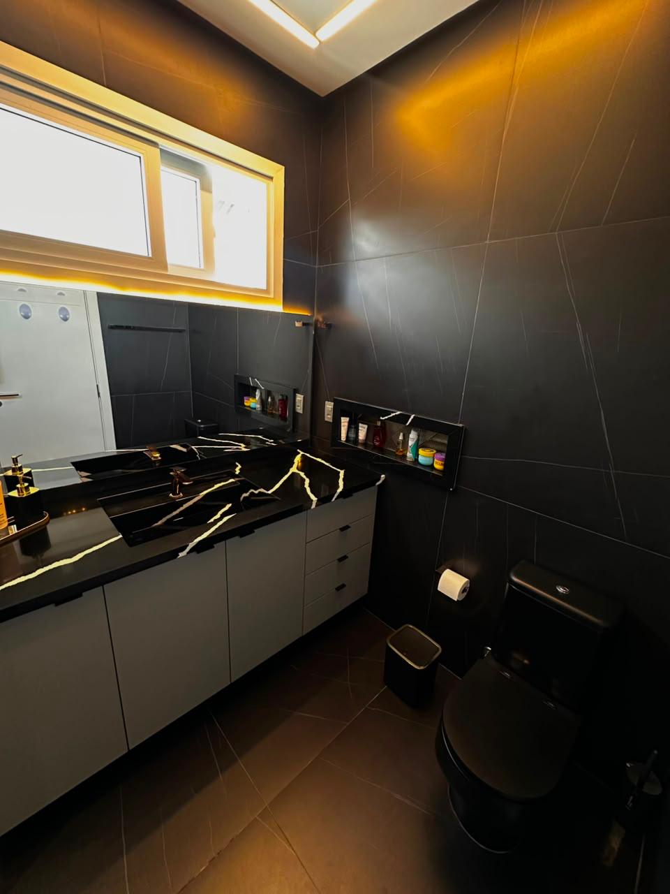 Casa mobiliada · 3 suítes · 212 m² — foto 25