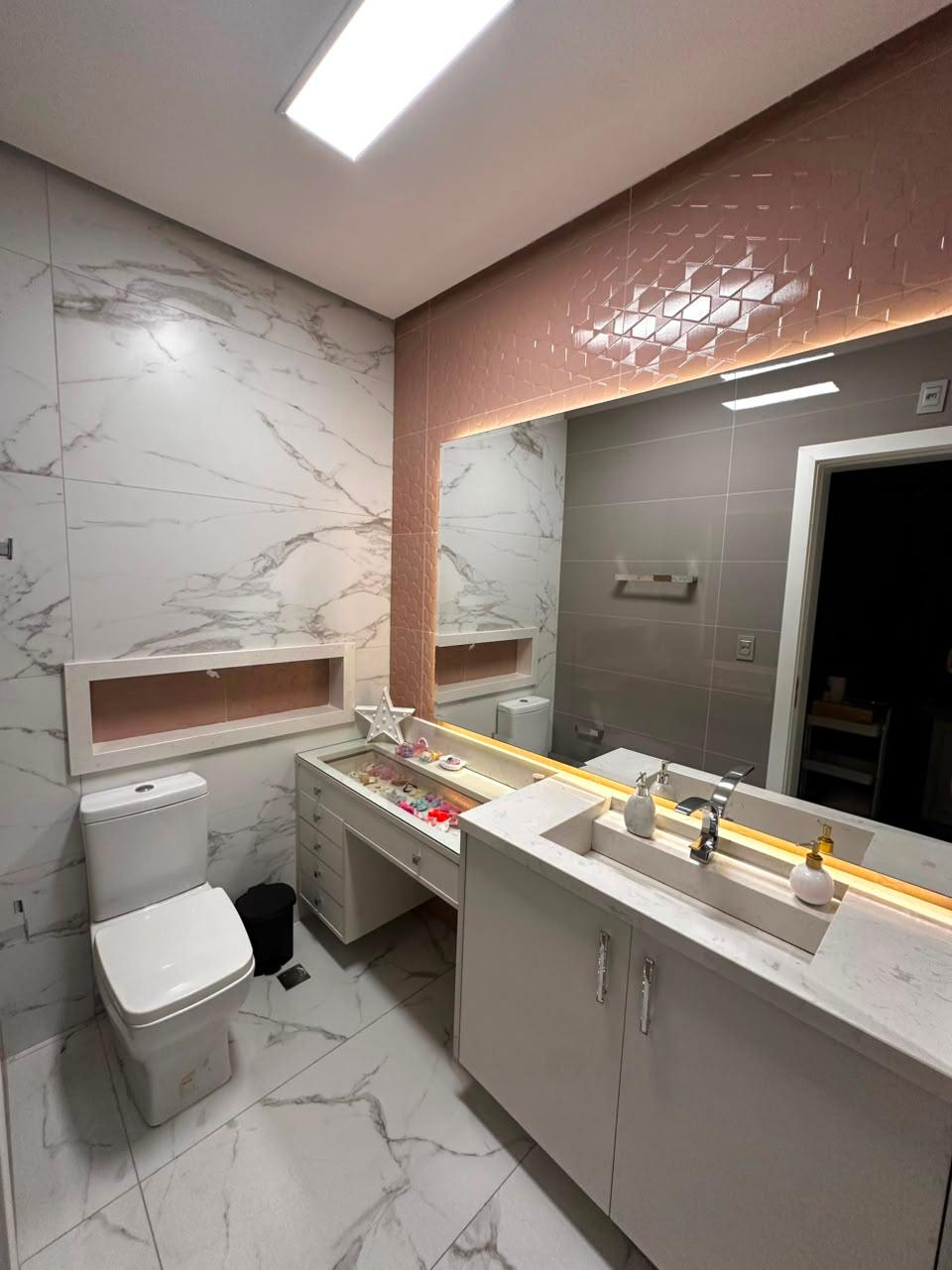 Casa mobiliada · 3 suítes · 212 m² — foto 30
