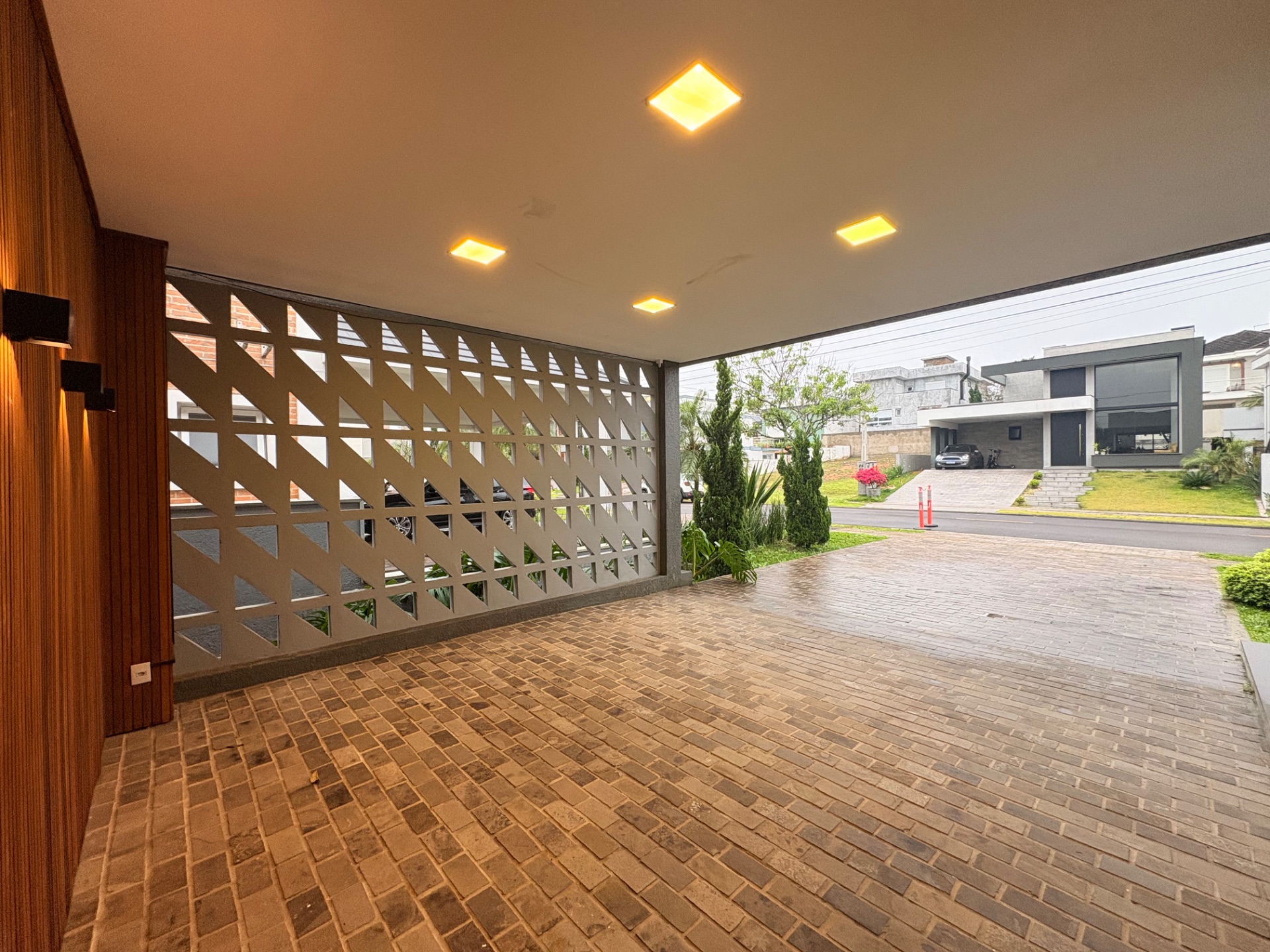 Casa mobiliada · 3 suítes · 232 m² — foto 5