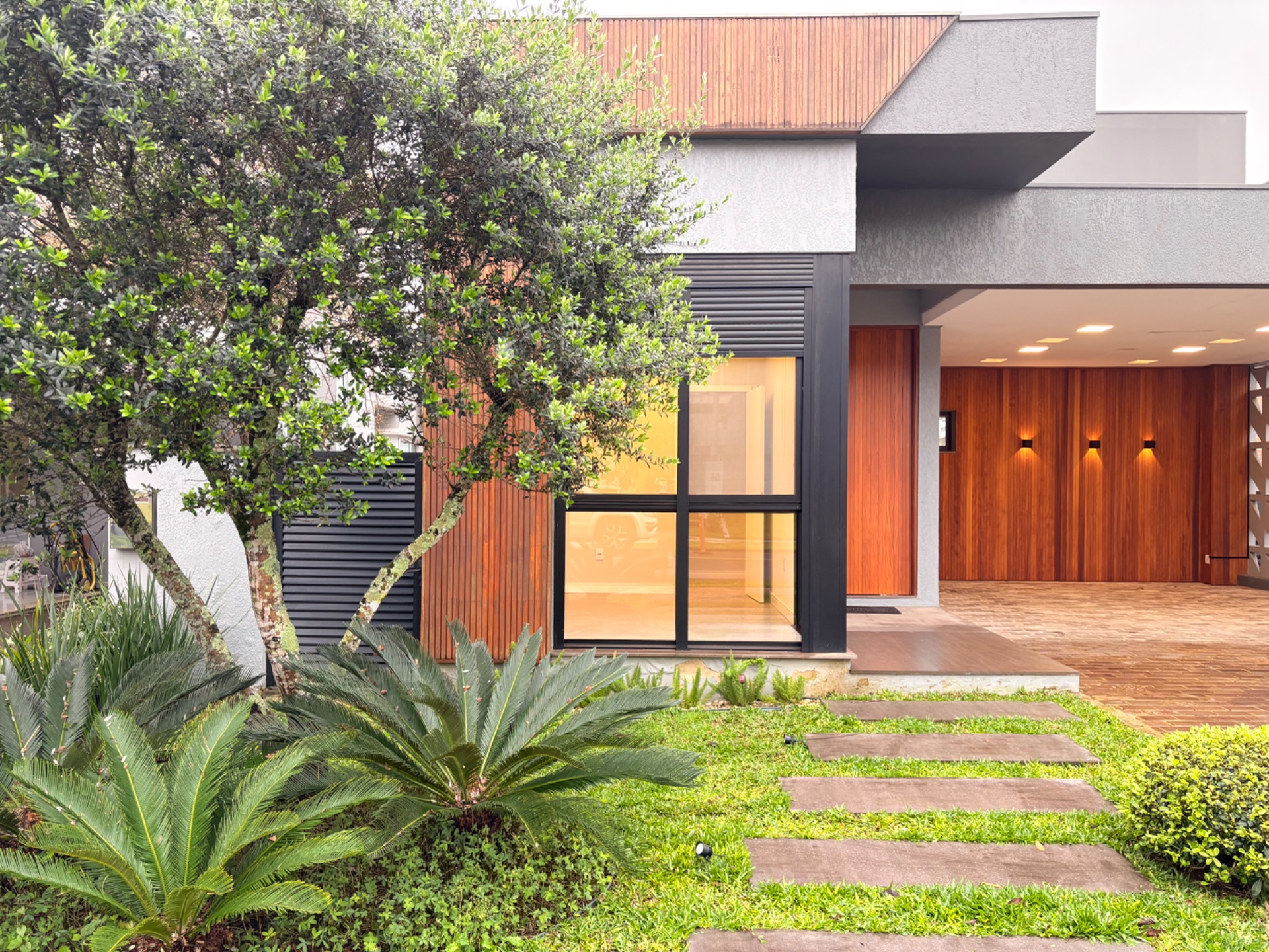 Casa mobiliada · 3 suítes · 232 m² — foto 4
