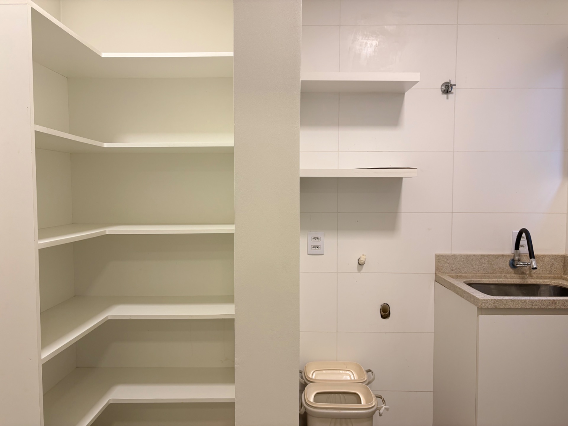 Casa mobiliada · 3 suítes · 232 m² — foto 16