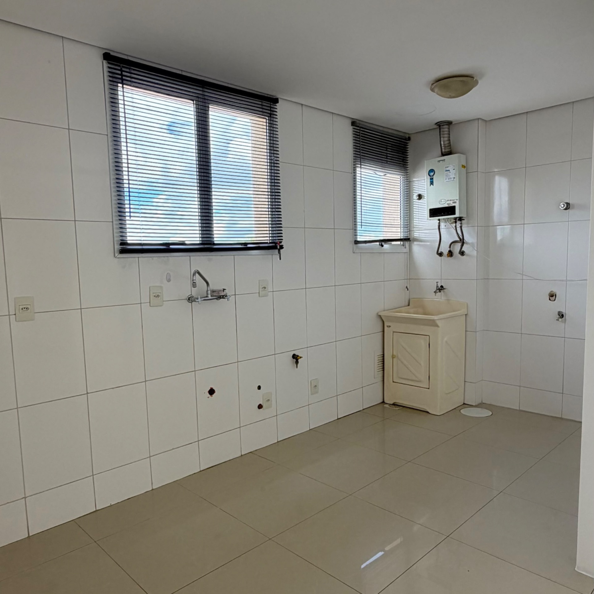 Apartamento 3 dormitórios · 92 m² — foto 4
