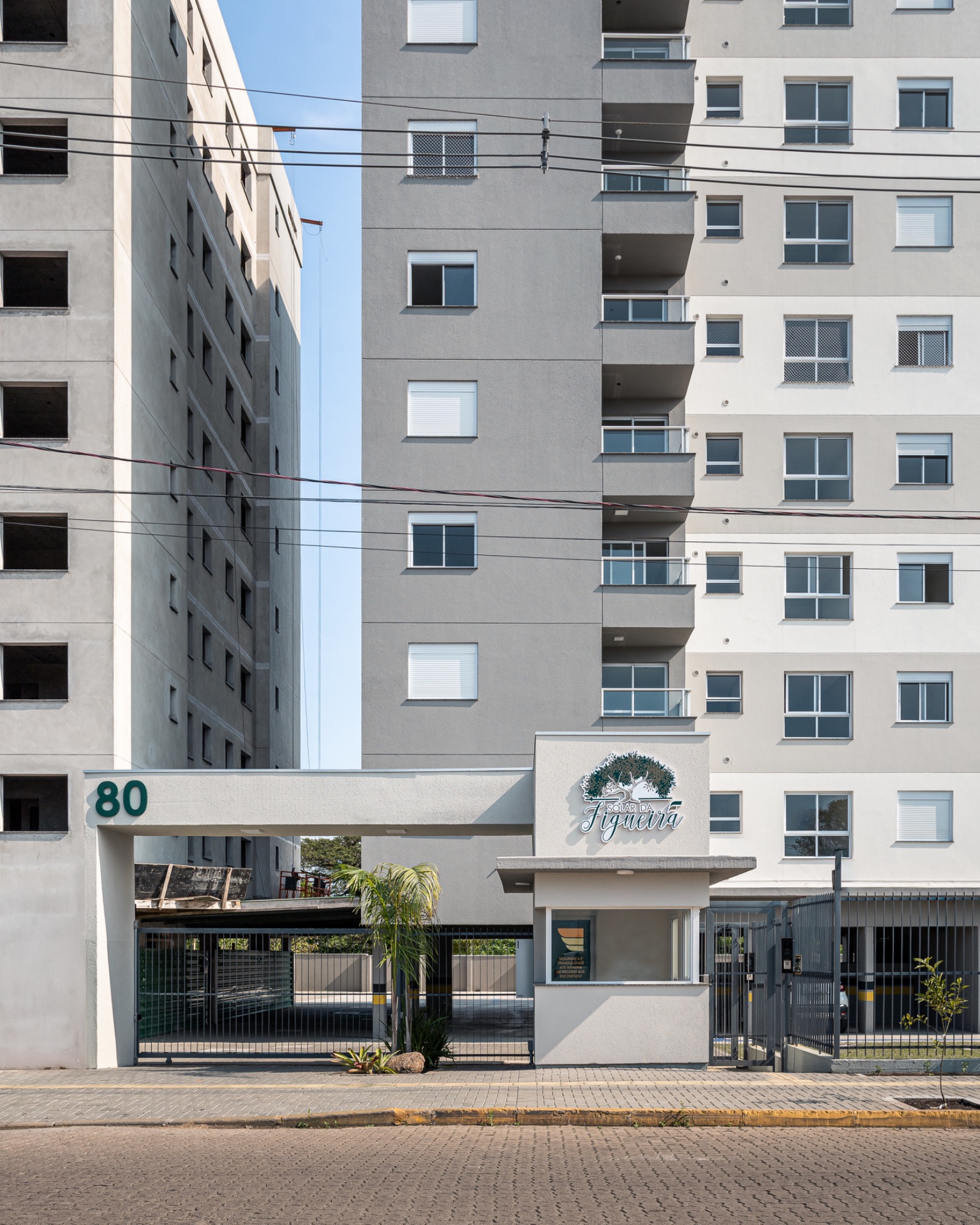 Apartamento 2 dormitórios · 57 m² — foto 2
