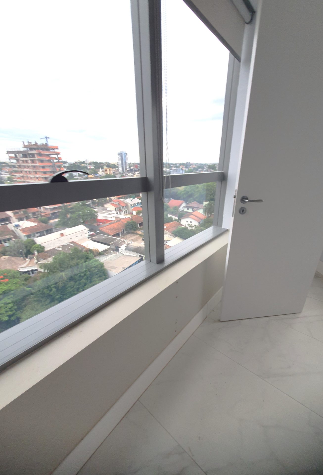 Sala 47 m² — foto 2