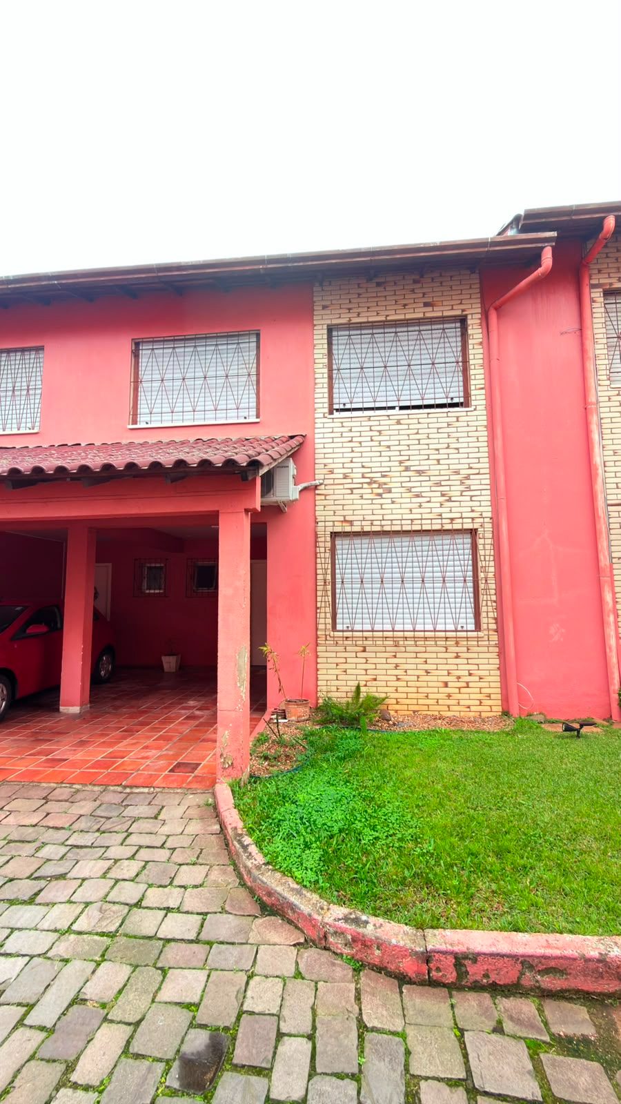 Casa 3 dormitórios · 110 m² — foto 2