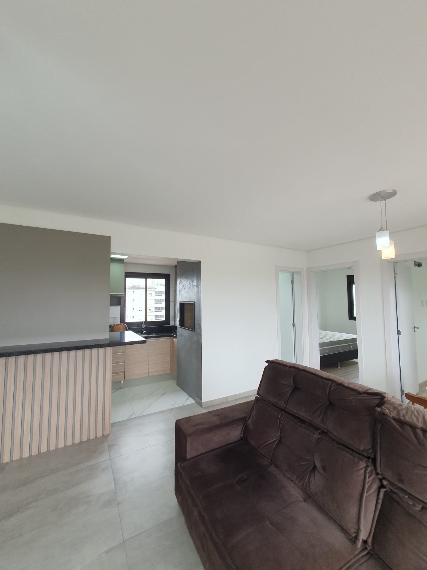 Apartamento 2 dormitórios · 77 m² — foto 2