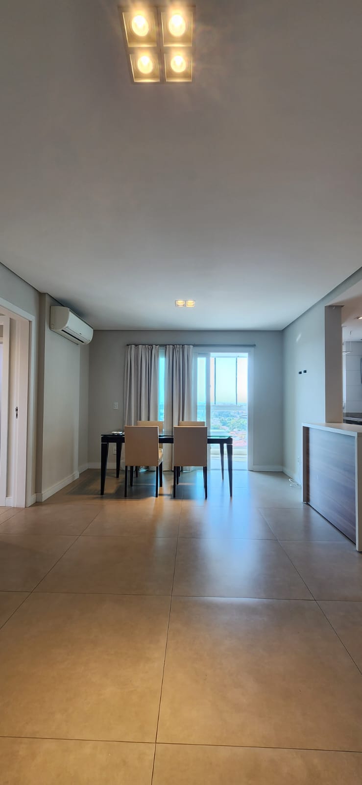 Apartamento 2 suítes · 84 m² — foto 2