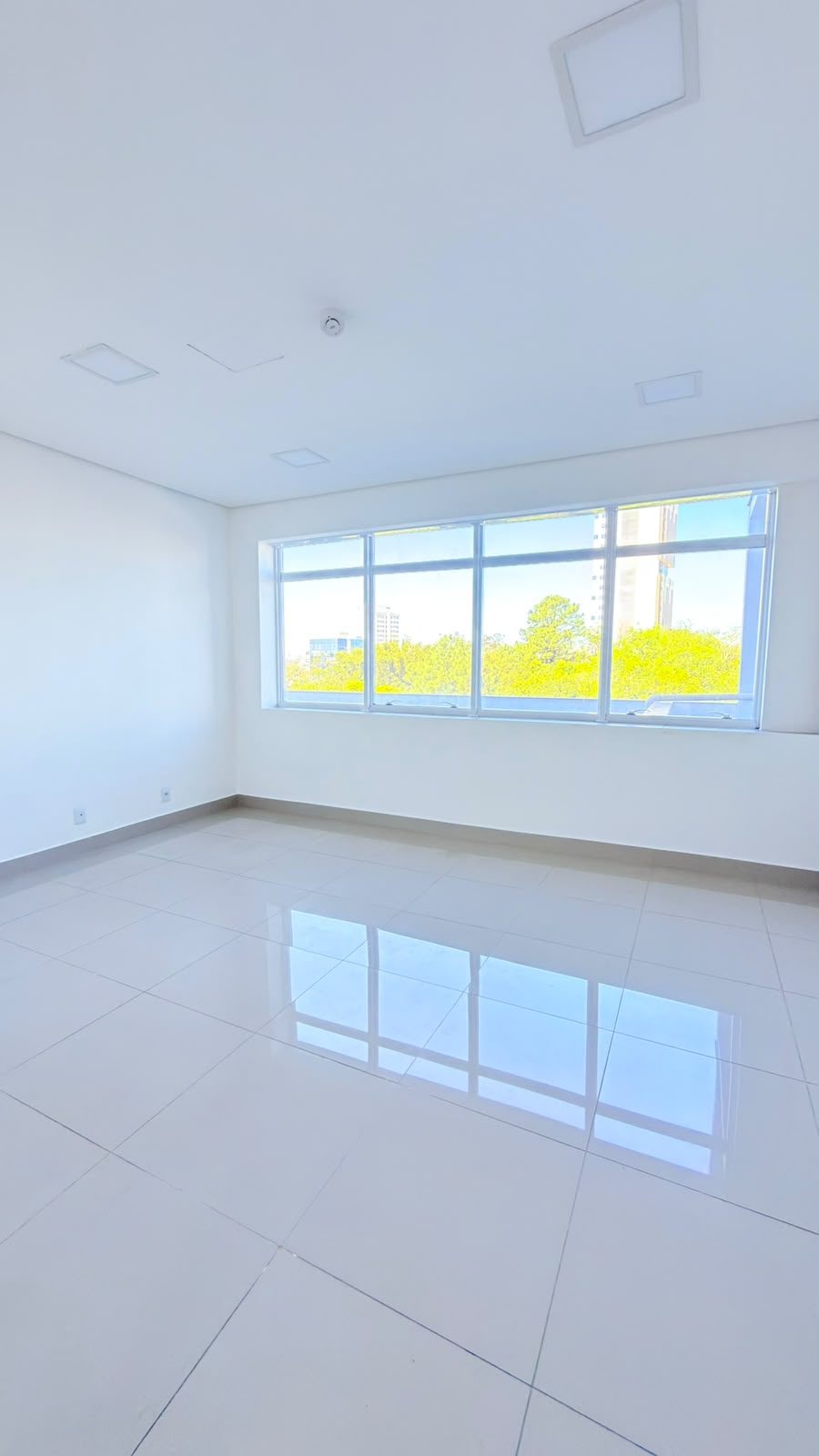 Sala comercial com 24,54 m² no Lusitano Centro Comercial, Centro de Gravataí — foto 4