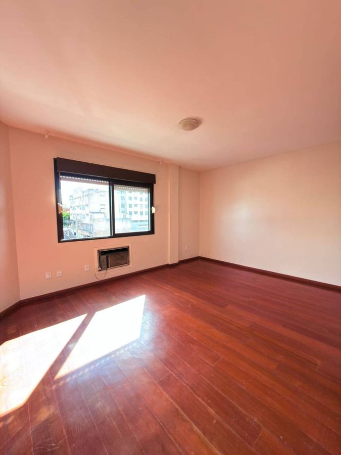 Apartamento com 3 quartos para alugar, 112 m² - Centro - Gravataí/RS