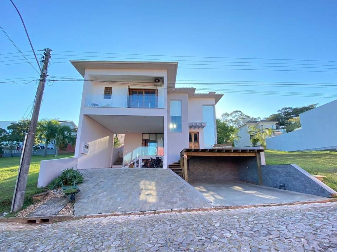 Casa 3 dormitórios · 270 m² — foto 2