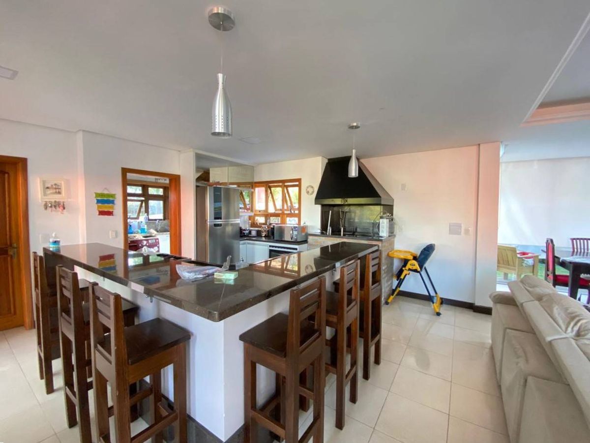 Casa 3 dormitórios · 270 m² — foto 6