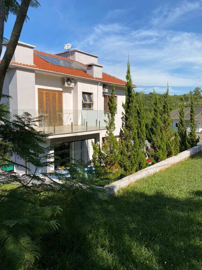 Casa 3 dormitórios · 270 m² — foto 8